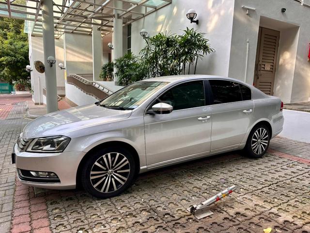 2013 Volkswagen PASSAT 1.8 TSI (CBU) (A) - 2