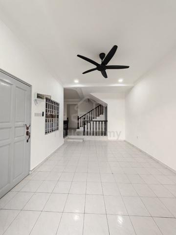 Taman Johor Jaya Jalan Ros Merah 3/x Double Storey Endlot House For Sa 1