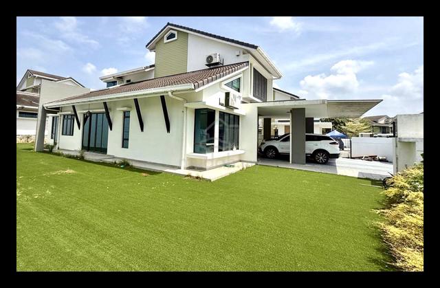 BUNGALOW ENDLOTš„ GUARDED 1.5 Storey Karyawan Bestari Puncak Alam 1