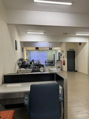 Setia Alam Seria 88 2nd Floor Office Renovated For Rent With Lift 1