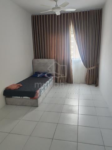 Room For Rent Only Girl 1