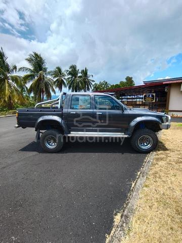1995 Toyota HILUX 2.8 LN106R (M) - 4