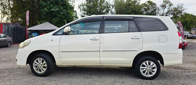 2013 Toyota INNOVA 2.0 G (A) - 5