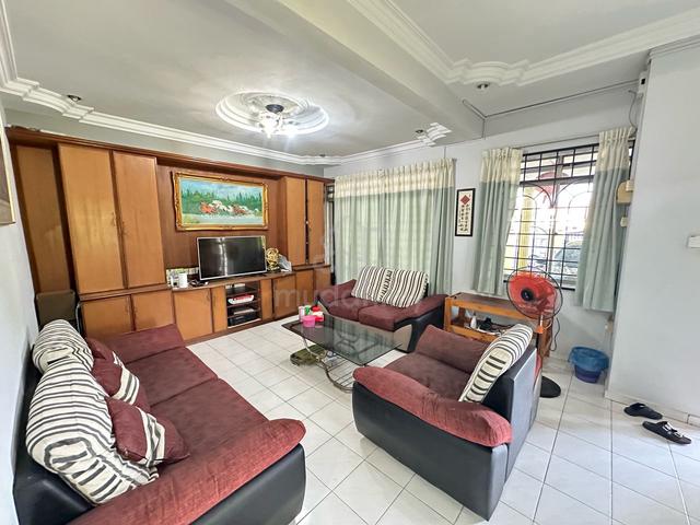 Cheng, Freehold Double storey End Lot partly furnished unit for sale 2