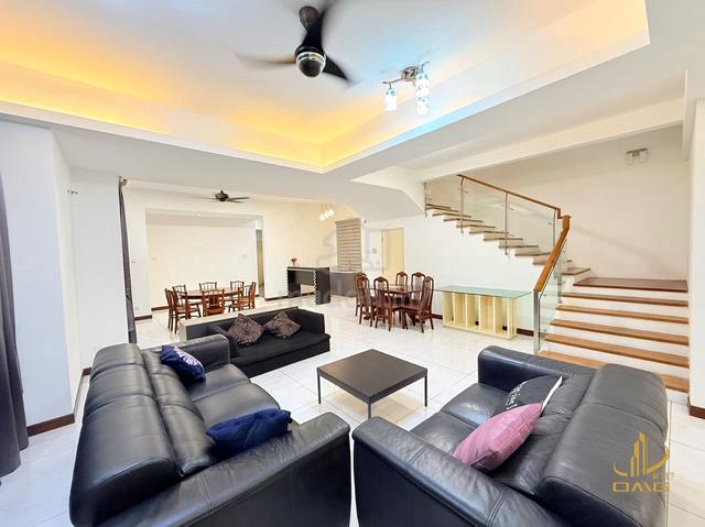 Casa Idaman Setia Alam 2 storey bungalow for sale built in kitchen top 1