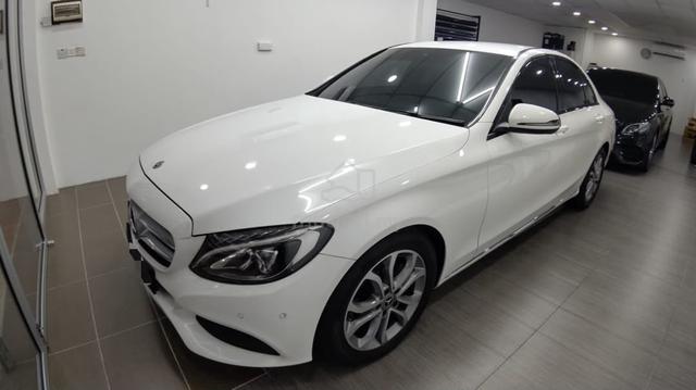 Mercedes Benz C180 1.6 (A) Year 2018 - 2