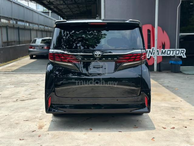 2024 Toyota ALPHARD 2.5 Z Black Limited Like New - 4