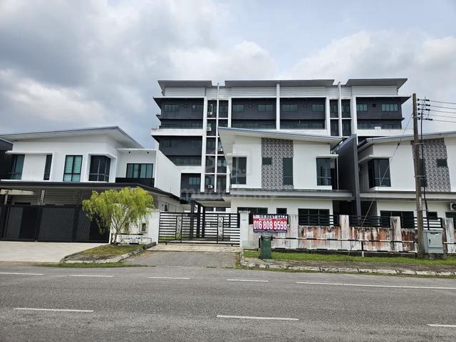 Riveria, near La Promenade Mall - Double Storey Semi Detached House 1