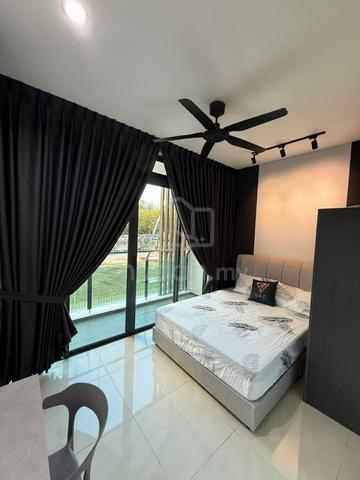 Botanika Room For Rent 15 mins to CIQ JB Near Mid Valley Southkey 1