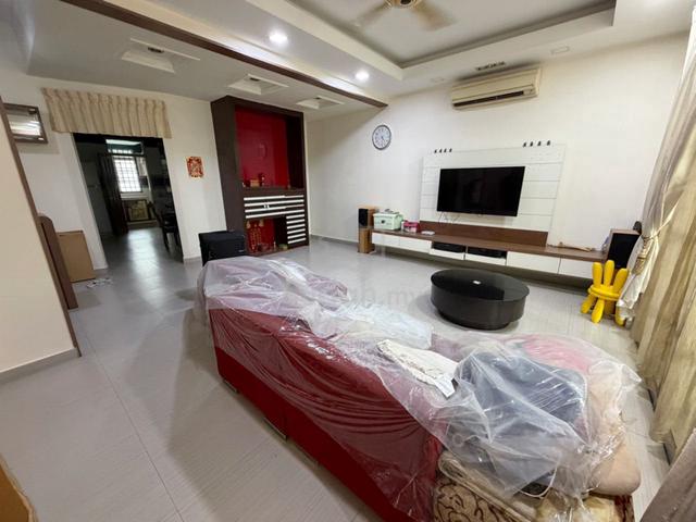 Tmn Gaya 2.5 Storey Terrace House 5bed Fully Furnished Ulu Tiram Johor 1