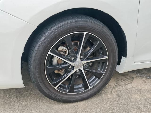 2015 TOYOTA CAMRY HYBRID 2.5 AT Good condition - 4