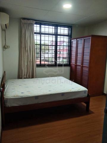 Aircond Room with bathroom 1