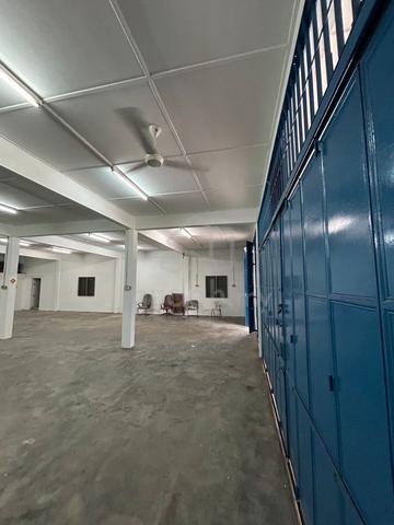 Single Storey factory for rent @ Kelapa SAWIT kulai 1