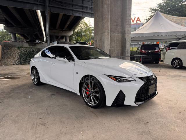 Lexus IS300 2.0 F SPORT GRADE 4.5A 34K KM - 2