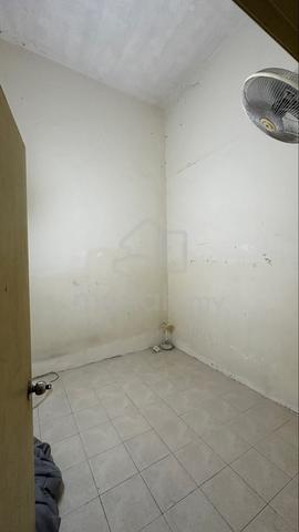 Rumah untuk disewa di indera sempurna 3