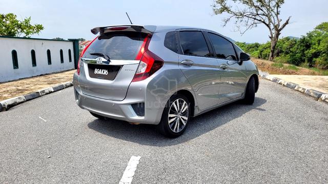 Honda JAZZ GK5 1.5 V spec (A) - 3