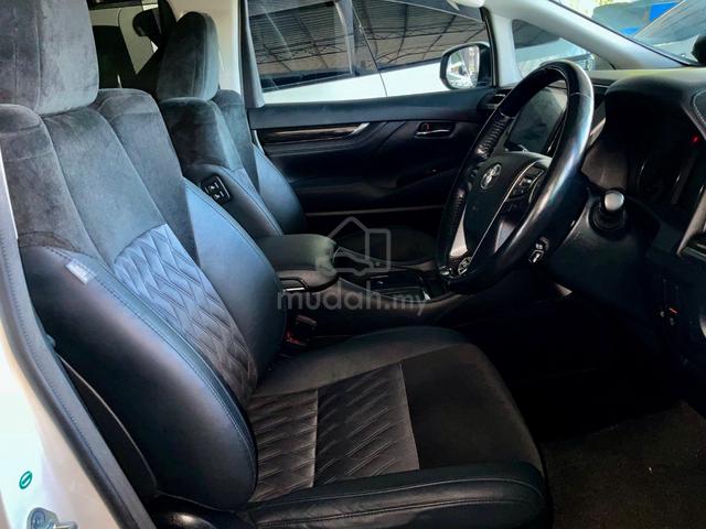2018 Toyota ALPHARD 2.5 - 4