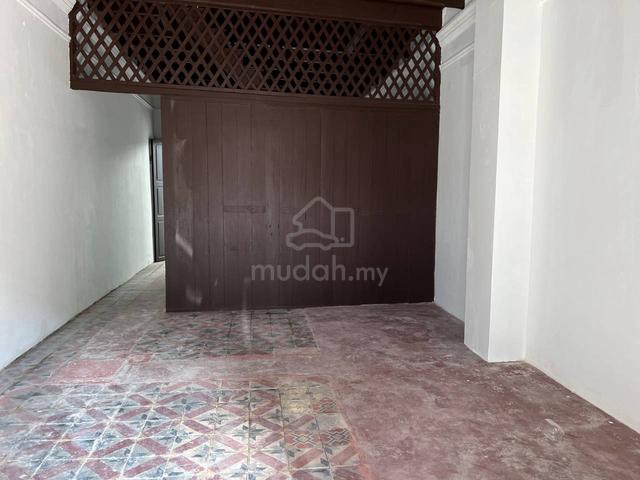Multiple Units Lorong Prangin 2 Storey Shophouse 1,007sf Land HERITAGE 2