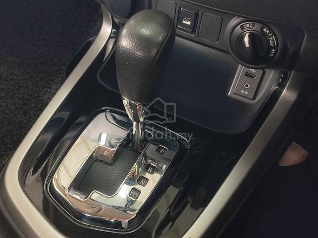 2017 Nissan NAVARA NP300 2.5 SE (AT) (A) - 5
