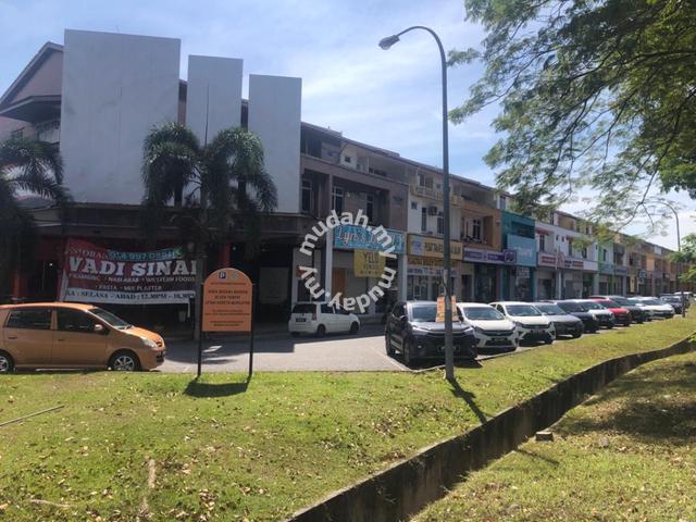 Rumah Kedai 3 Tingkat utk Dijual, Jenan 1