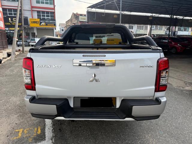 Mitsubishi TRITON 2.4 VGT (A) PREMIUM L/MIL-78K - 4