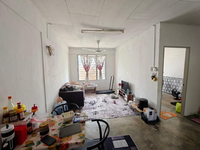 Flat Sri Lanang (Desa Tebrau) 1