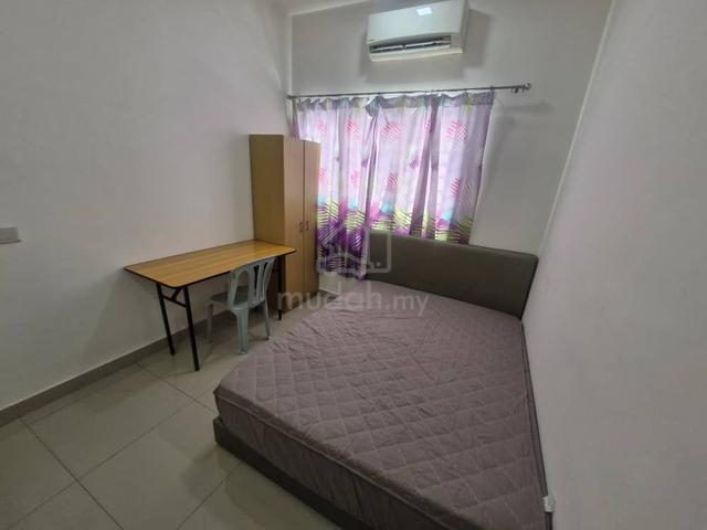 Middle Room @ Setia Utama 2 1
