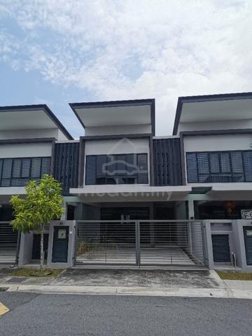 2 Storey Kajang East Prencint 2, Bdr Teknologi Kajang ,Facing Openg 1
