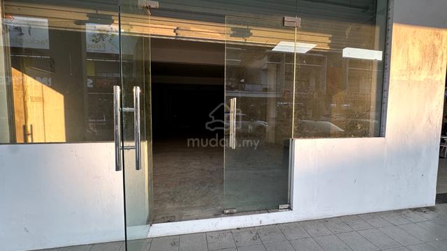 For Rent|Parkland Benoni|Ground Floor|Inter Corner|Papar 1