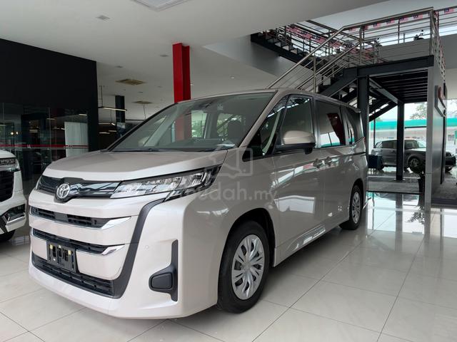 2023 Toyota NOAH 2.0 X  (A) [ 2 POWER DOORS ] - 2