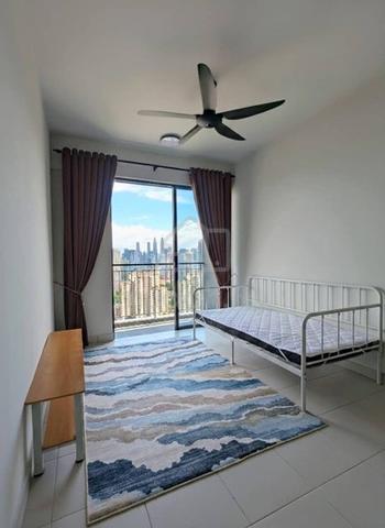 Residensi Max 1