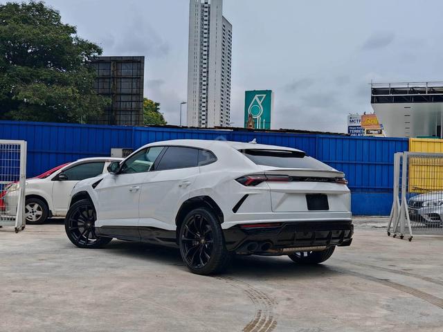 2022 Lamborghini URUS 4.0 Pearl Capsule (4 Seater) - 2