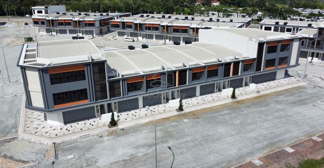 [IKONCENTRIO SEREMBAN 2] 24'x75' Newest Commercial Centre in Town 1