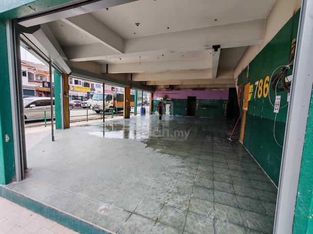 Corner lot Office Taman Sri Seri Gombak Batu Caves 1