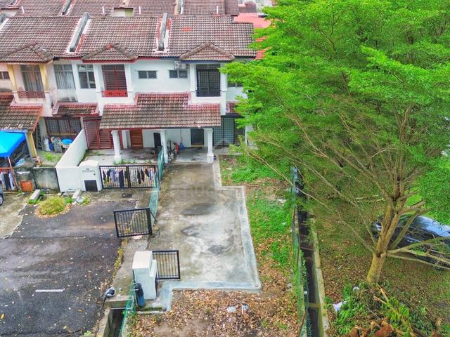 2-Storey Terrace Jalan Mentari, Bandar Mahkota Banting 1