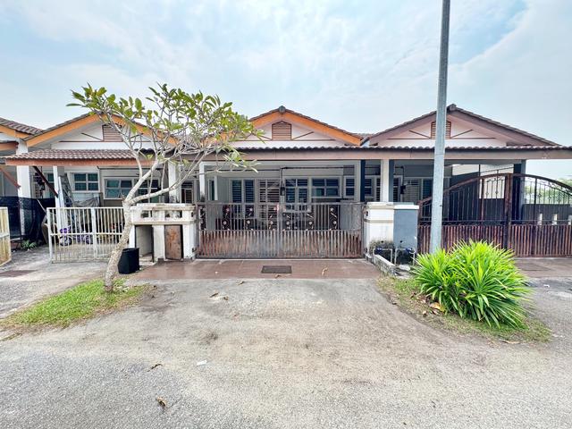 RENOVATED Single Storey House Tmn Desa Saujana Sg Merab near PUTRAJAYA 1