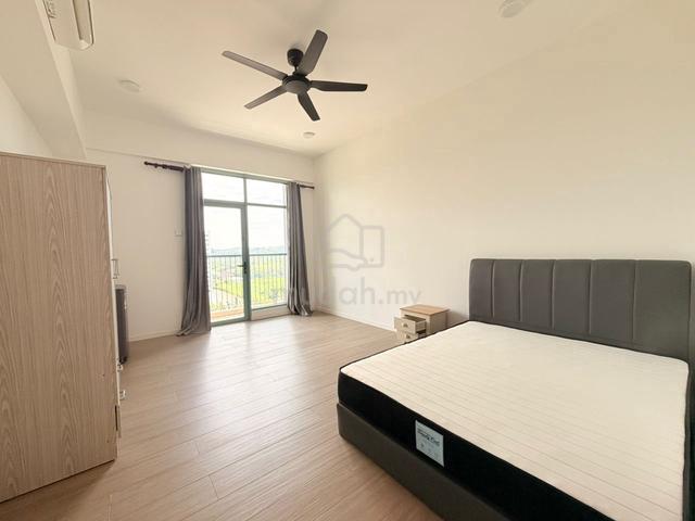 Bay Suites 1