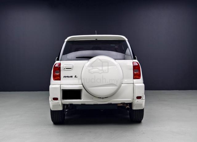 2001 Toyota RAV4 1.8 (A) Power sunroof 2 Door - 4