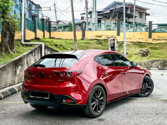 Mazda 3 2.0 GVC LIFTBACK HIGH PLUS S/Roof CarPlay - 2