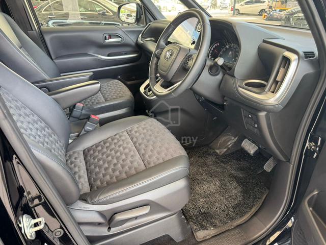 2022 Toyota VOXY 2.0 S-Z (A) - 4