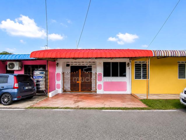 1 Storey Terrace House - Kampung Kenangan Tun Syed Nasir, Johor 1