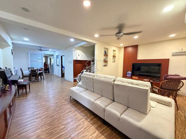 Fully renovated Jalan serampang taman pelangi near ciq 1