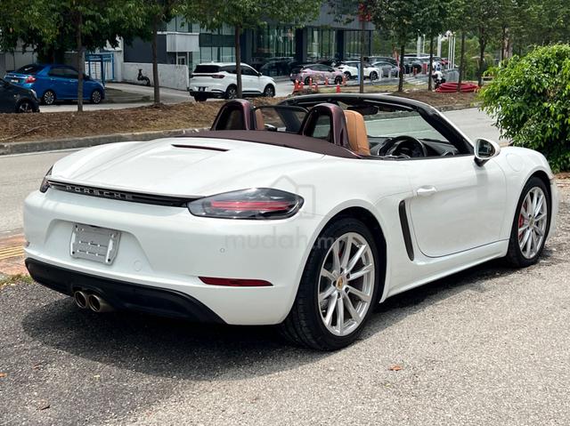 2021 Porsche 718 BOXSTER 2.5 S Convertible - 5