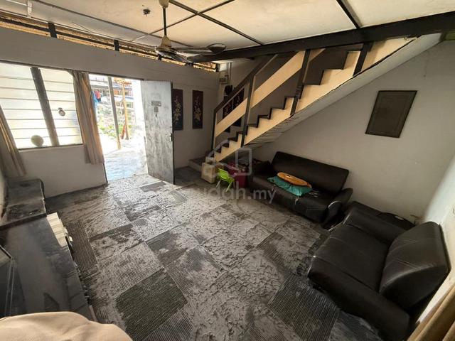 Double Storey Serdang Jaya Seri Kembangan UPM Mines (Low Cost) 1