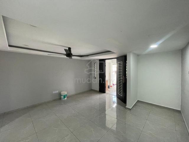 RENOVATED | REFURBISHED 🔥 2.5 Storey Terrace Jalan PJS 6 Pj Selatan 1