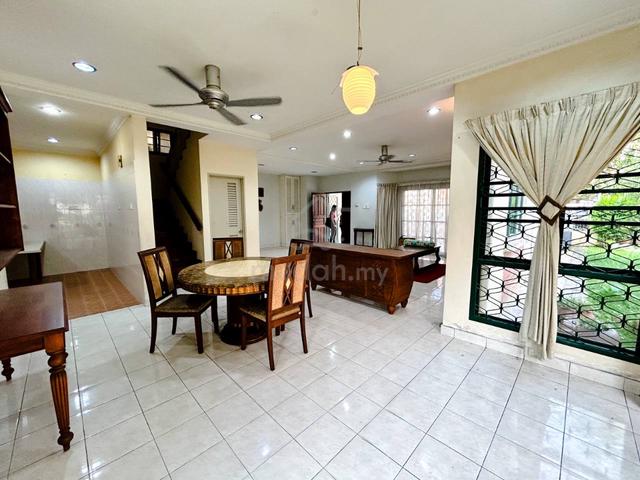 NICE LAYOUT❗5 BEDS, Bandar Tun Hussein Onn, Cheras, 2 Storey Semi D 1