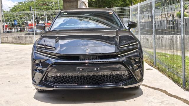 2024 Toyota Crown Sport 2.5 Z HEV SUV - 1