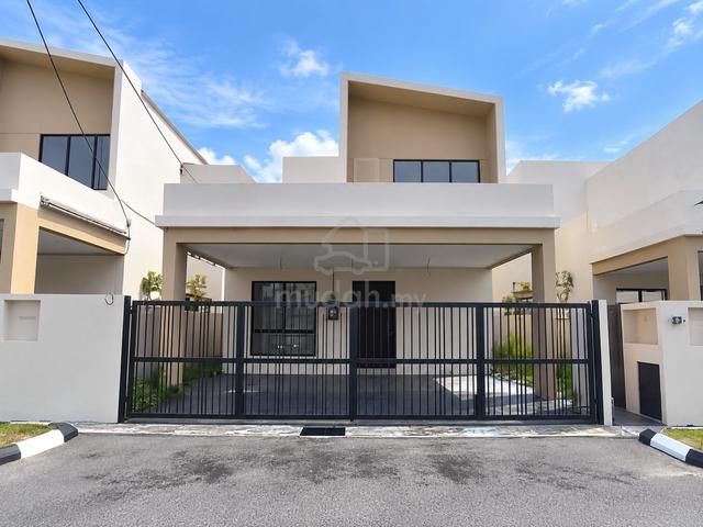MURAH!✅27% Discount! 2-Storey Detached Bungalow @ La Casa Lunas Fasa 8 1