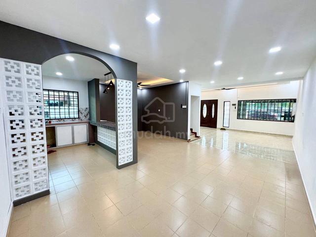 Teres 2 tingkat Endlot fully renovated @ Taman Sri Makmur, Pontian 1