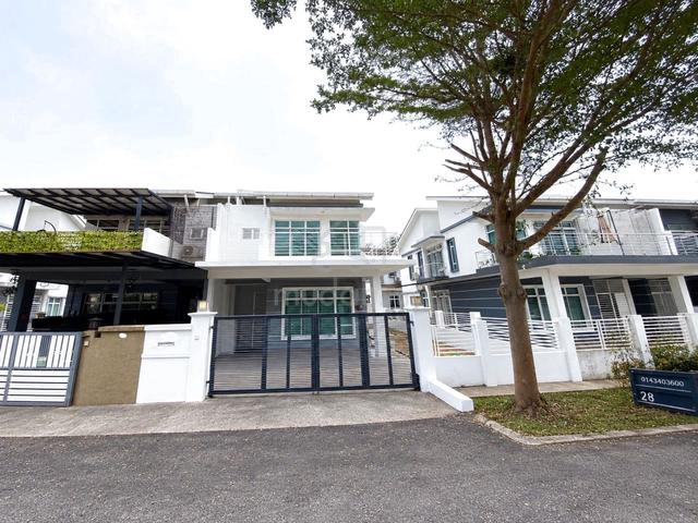 Double Storey Semi D Royal Garden, Bandar Saujana Putra (BSP) 1